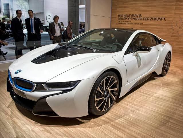 BMW i8